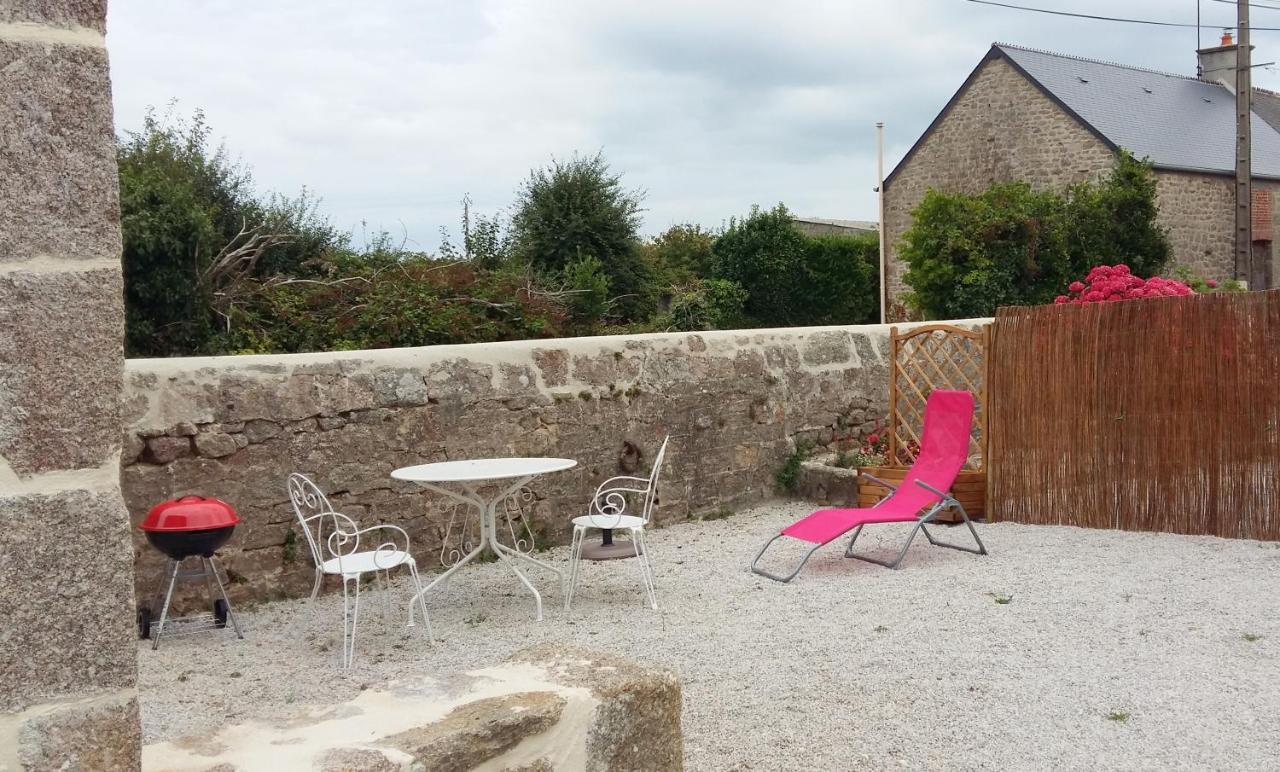 La Boulangerie De Gitesocotentin, Charmant Cocon Pour Deconnecter Montfarville Eksteriør billede